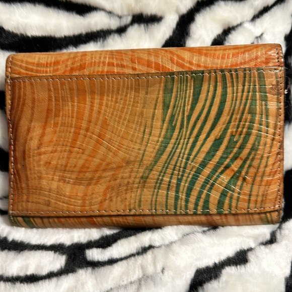 Patricia Nash Wallet - Picture 2 of 10